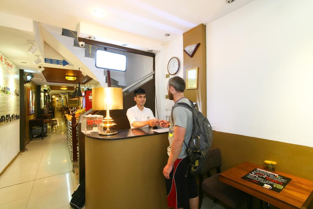 Hanoi Zesty Hotel Buitenkant foto