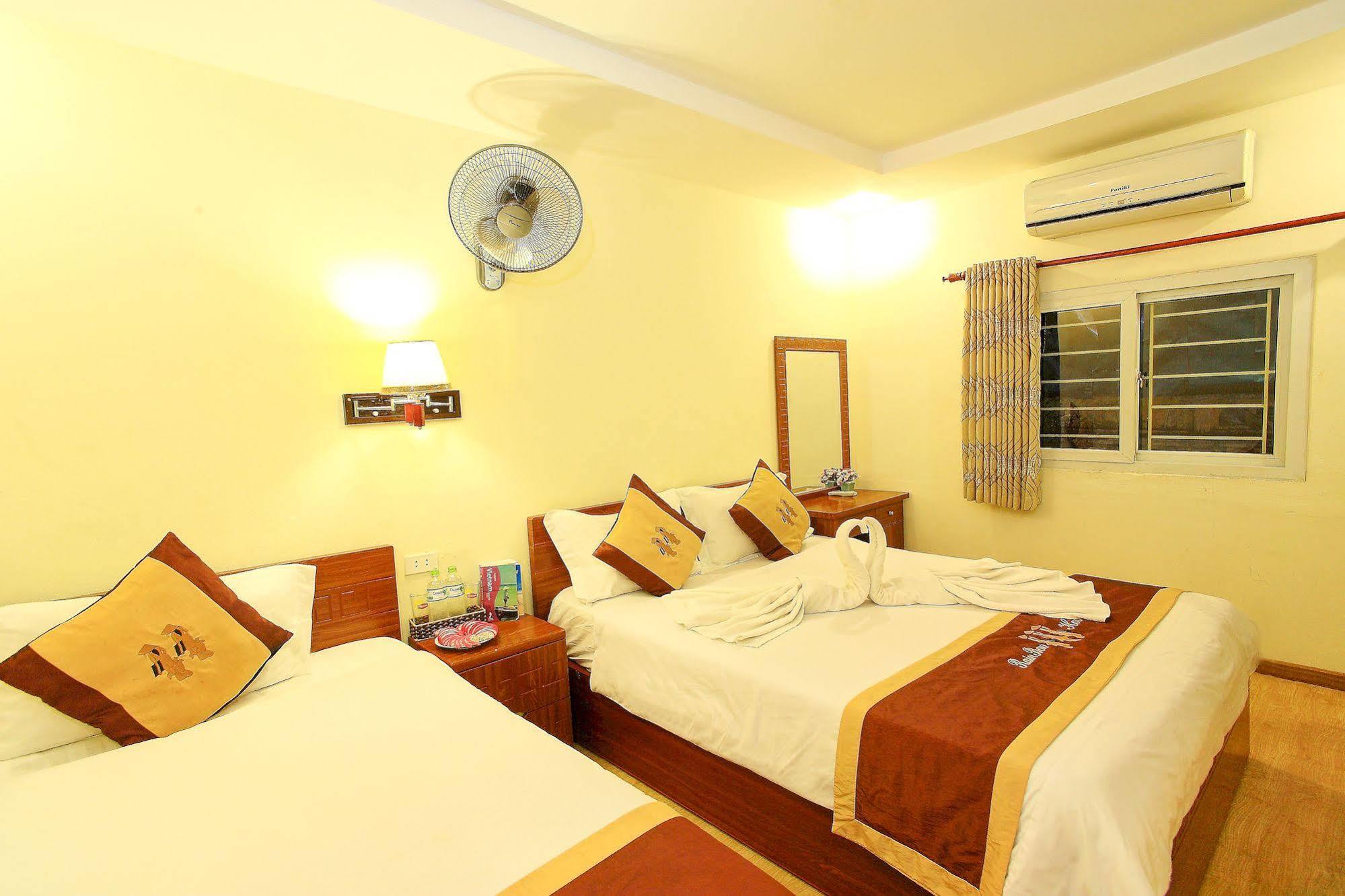 Hanoi Zesty Hotel Buitenkant foto